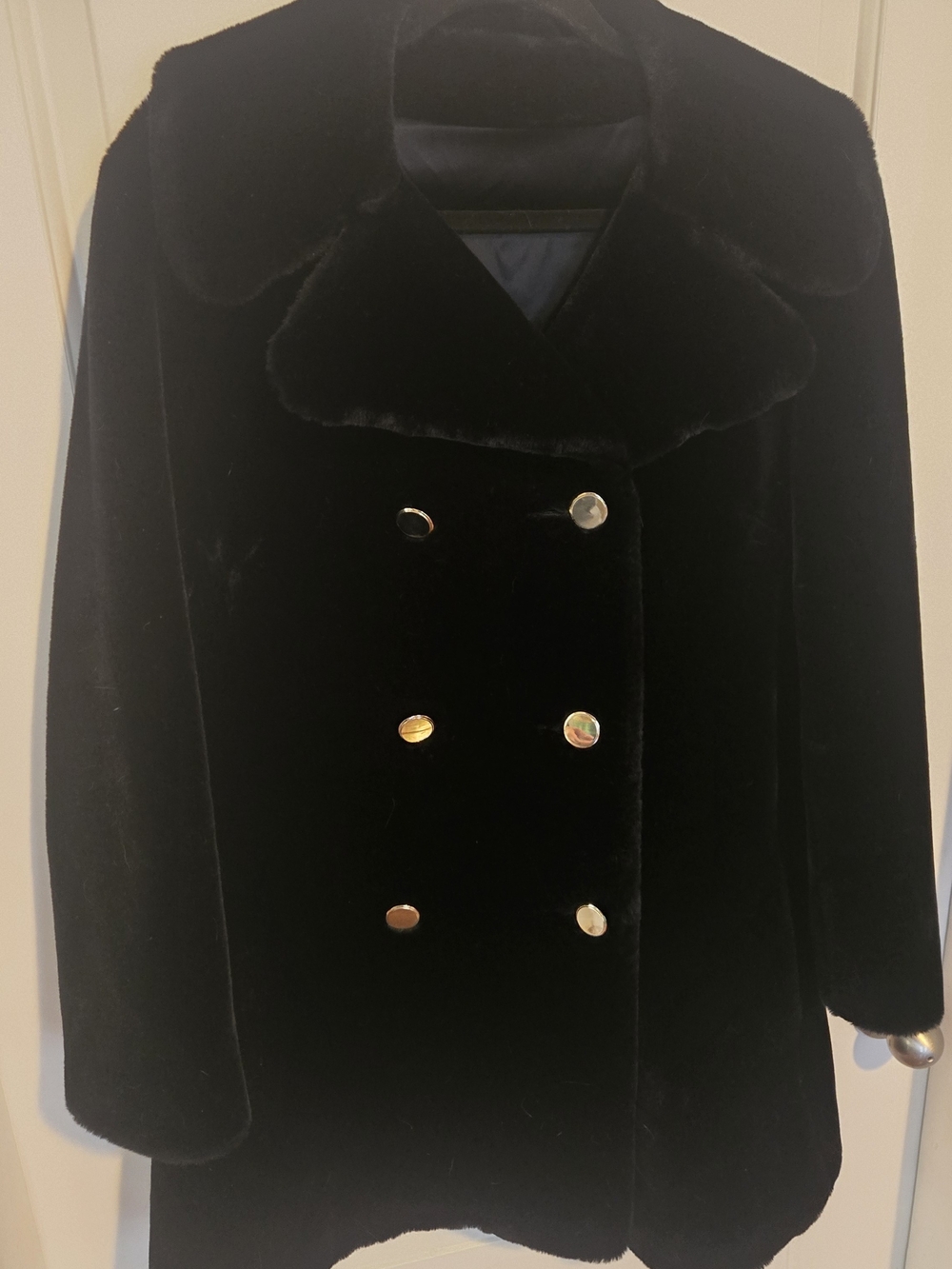 Vintage~Black Double-Breasted Faux Fur Women's Coat
